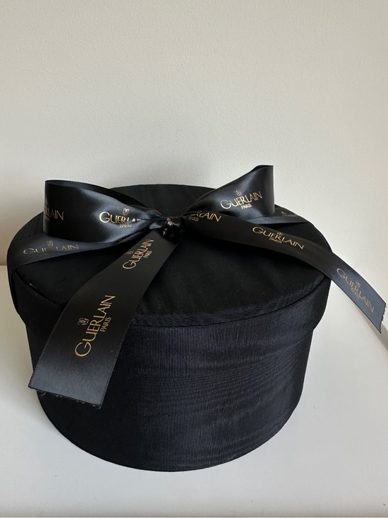 GUERLAIN Other - GUERLAIN Paris Round Storage Box Black Moire Fabric Ribbon Bow Gold Foil